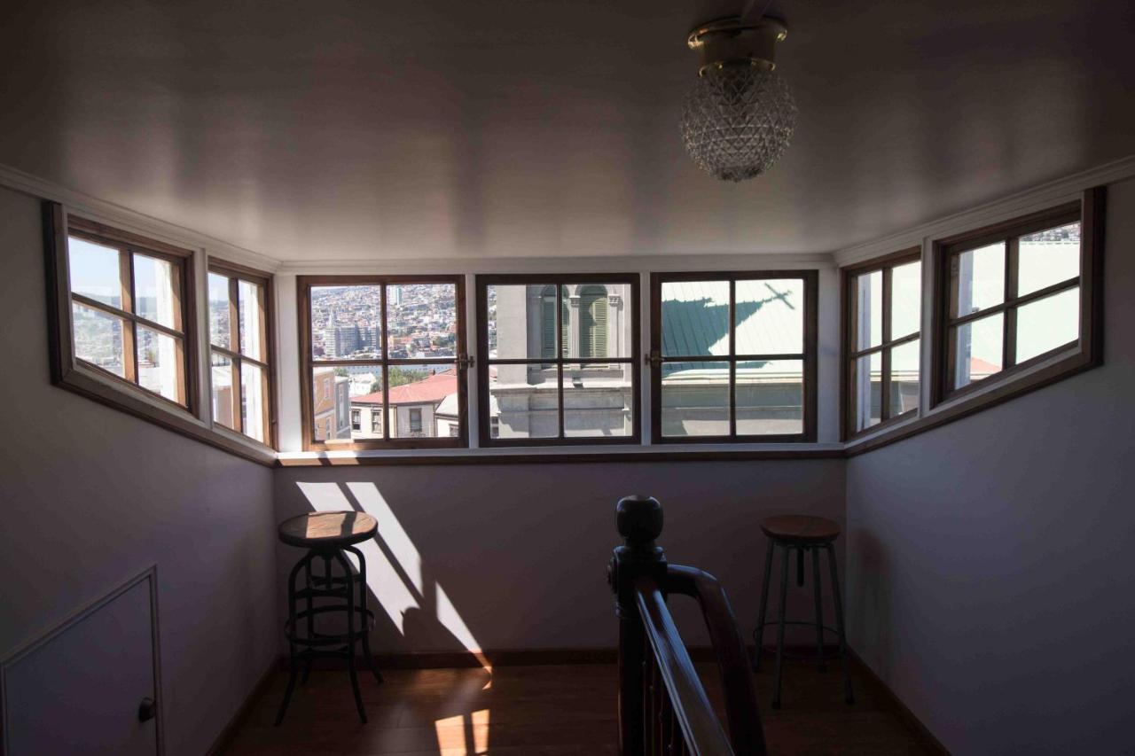 Wood Residence Hotel Boutique บัลปาราอีโซ ภายนอก รูปภาพ
